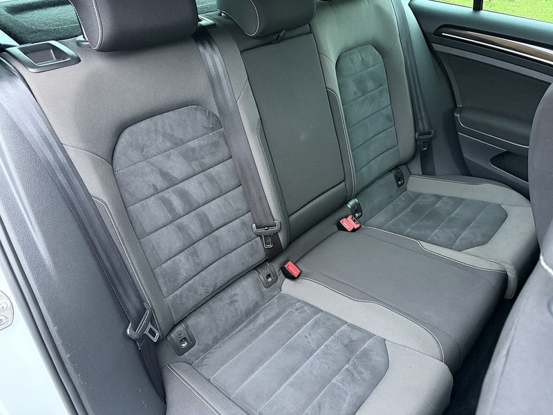 Used Volkswagen Golf 2014 for sale - 76570727: Photo 33