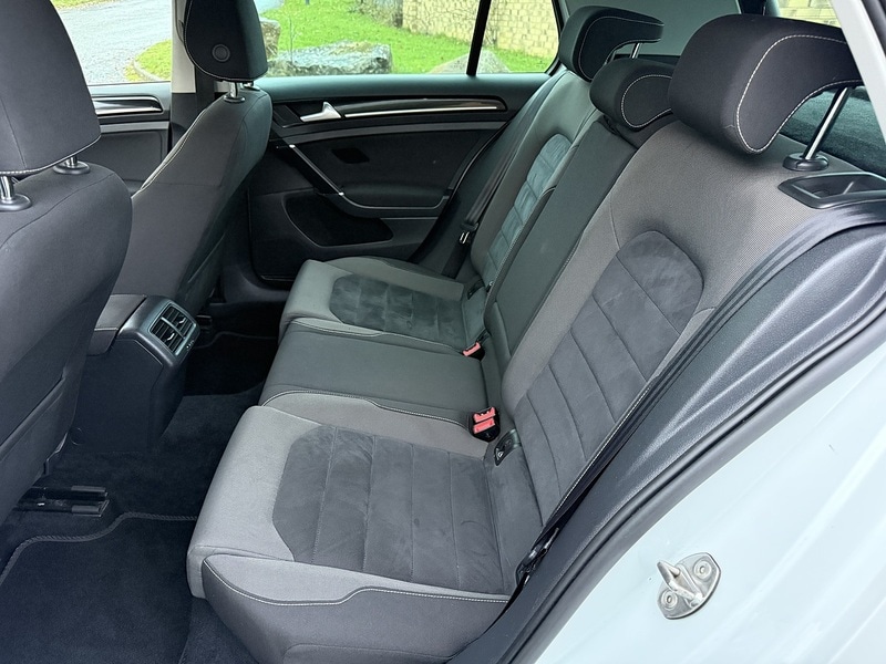 Used Volkswagen Golf 2014 for sale - 76570727: Photo 35