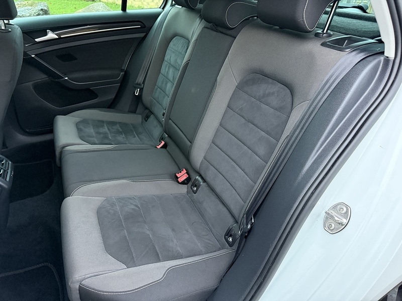 Used Volkswagen Golf 2014 for sale - 76570727: Photo 37