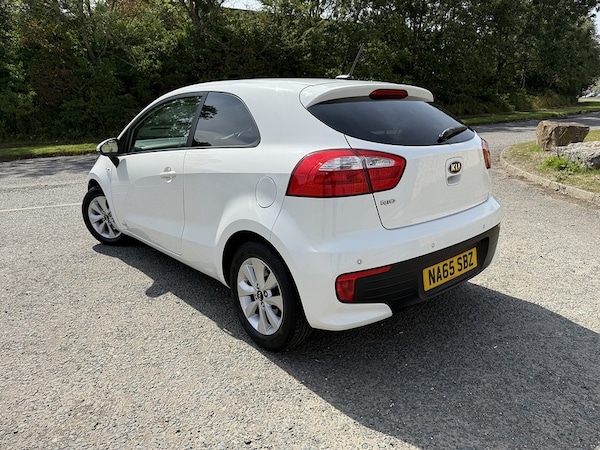 Used Kia Rio 2015 for sale - 76280538: Photo 10