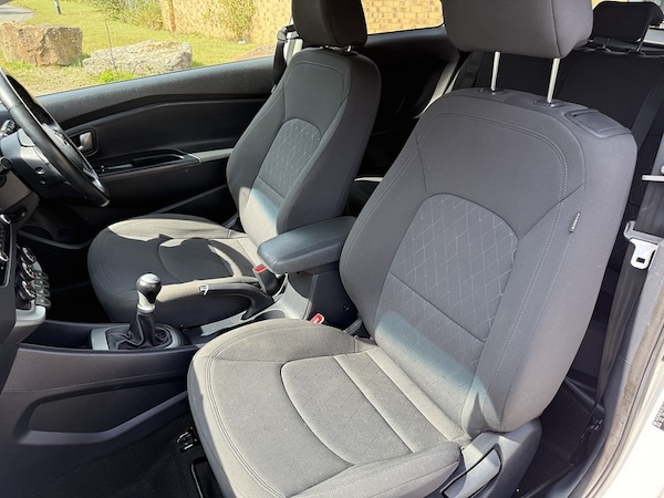 Used Kia Rio 2015 for sale - 76280538: Photo 23