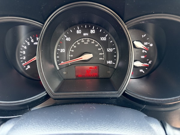 Used Kia Rio 2015 for sale - 76280538: Photo 27