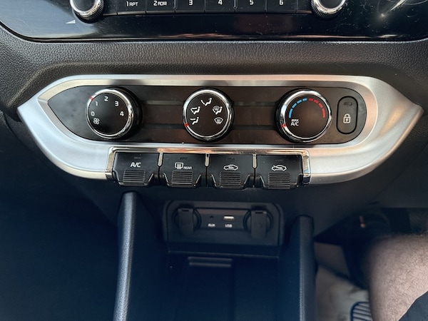 Used Kia Rio 2015 for sale - 76280538: Photo 31