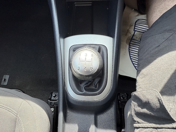 Used Kia Rio 2015 for sale - 76280538: Photo 33