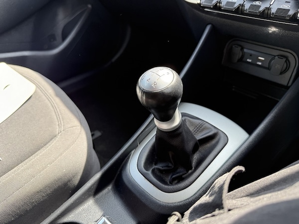 Used Kia Rio 2015 for sale - 76280538: Photo 34