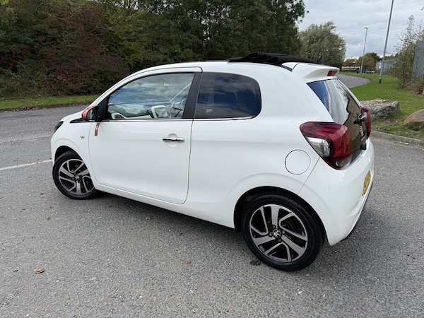Used Peugeot 108 2017 for sale - 76280520: Photo 11