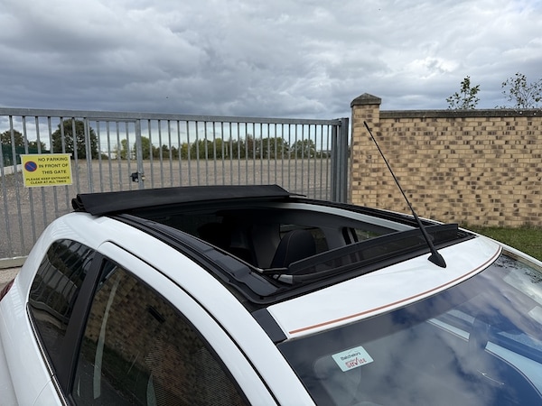 Used Peugeot 108 2017 for sale - 76280520: Photo 18