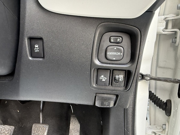 Used Peugeot 108 2017 for sale - 76280520: Photo 26