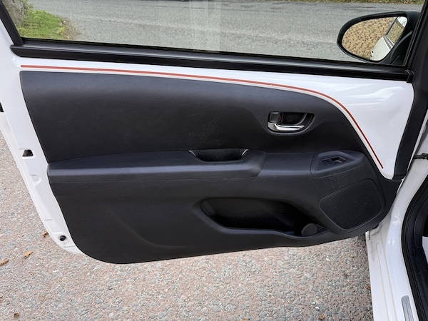 Used Peugeot 108 2017 for sale - 76280520: Photo 37