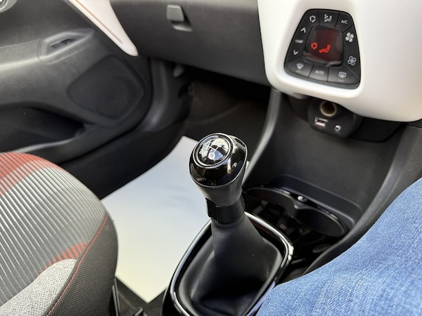 Used Peugeot 108 2017 for sale - 76280520: Photo 43