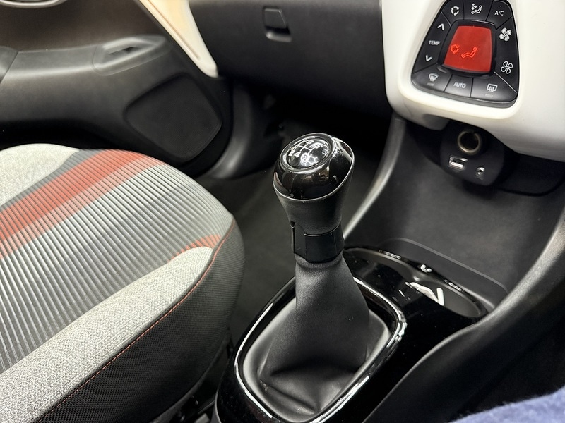 Used Peugeot 108 2017 for sale - 76280520: Photo 57