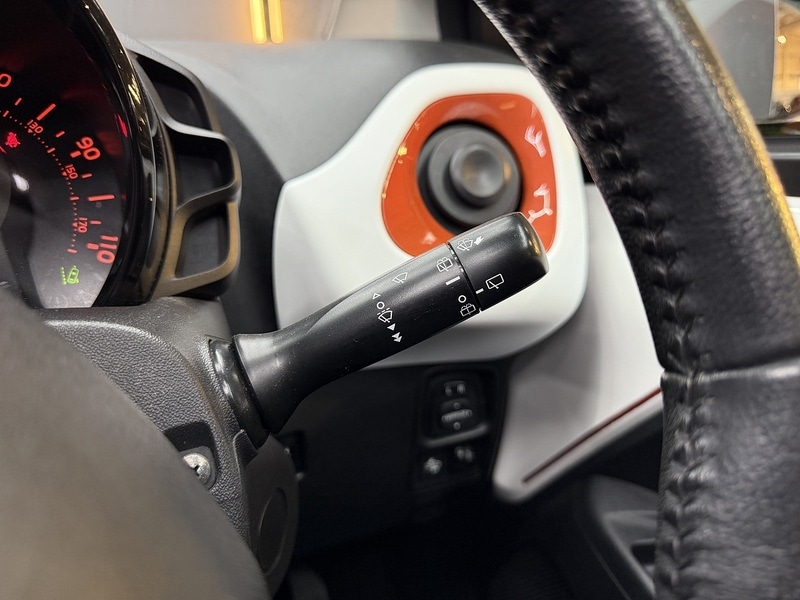 Used Peugeot 108 2017 for sale - 76280520: Photo 63