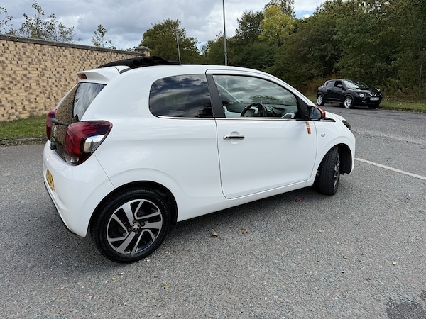 Used Peugeot 108 2017 for sale - 76280520: Photo 6
