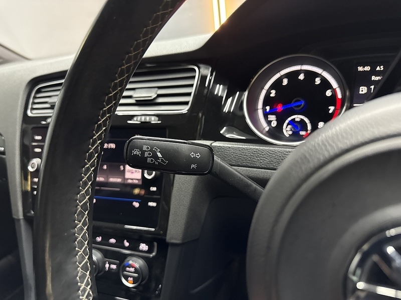 Used Volkswagen Golf 2014 for sale - 77735200: Photo 52