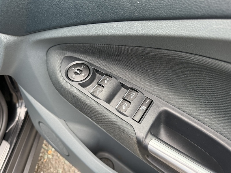 Used Ford C-Max 2015 for sale - 76566346: Photo 23