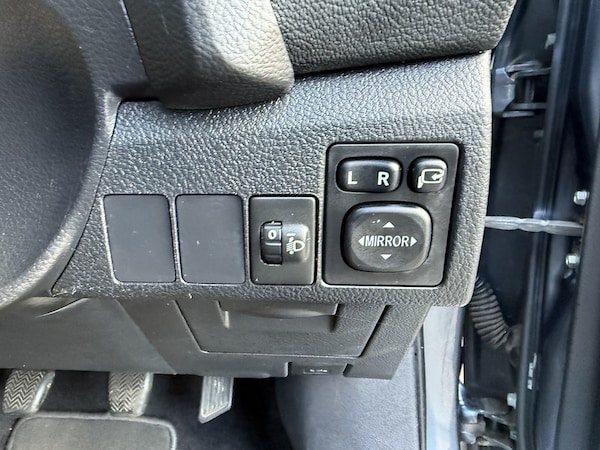 Used Toyota Auris 2014 for sale - 76271400: Photo 23