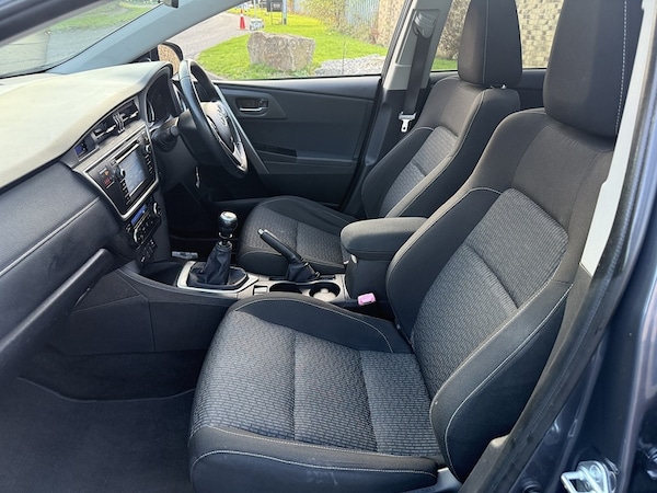 Used Toyota Auris 2014 for sale - 76271400: Photo 34