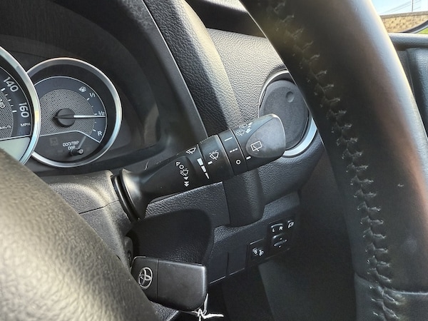 Used Toyota Auris 2014 for sale - 76271400: Photo 48