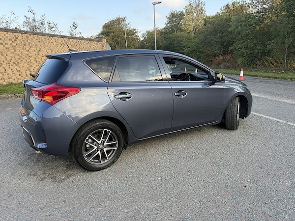 Used Toyota Auris 2014 for sale - 76271400: Photo 6