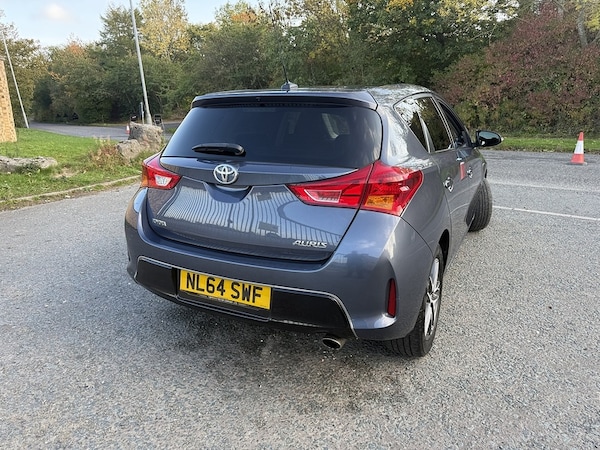 Used Toyota Auris 2014 for sale - 76271400: Photo 9