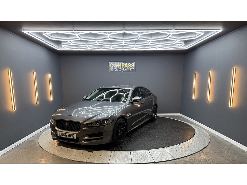 Used Jaguar XE 2016 for sale - 77494287: Photo 24