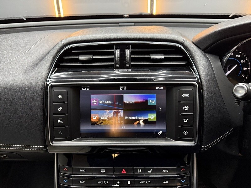 Used Jaguar XE 2016 for sale - 77494287: Photo 48