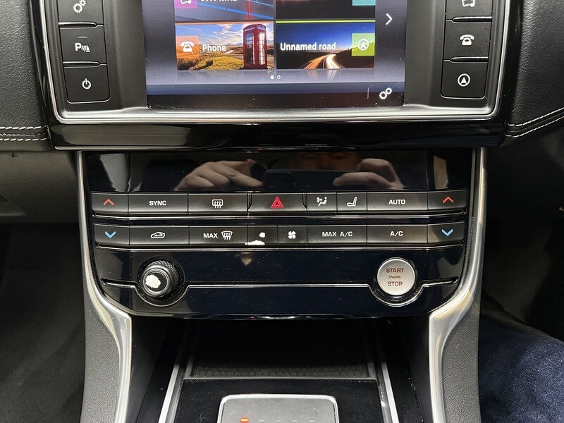 Used Jaguar XE 2016 for sale - 77494287: Photo 49