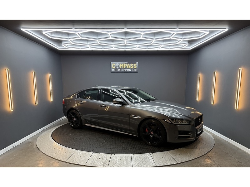 Used Jaguar XE 2016 for sale - 77494287: Photo 5