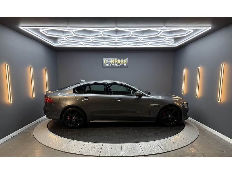 Used Jaguar XE 2016 for sale - 77494287: Photo 8