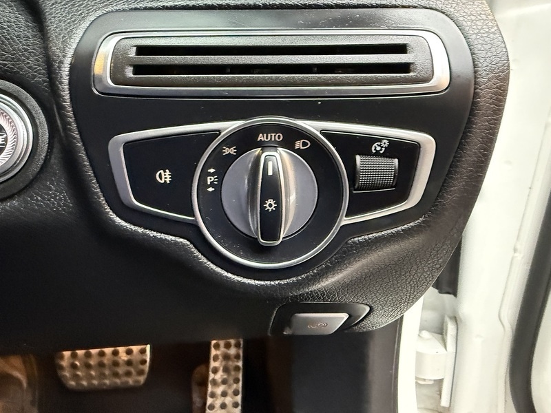 Used Mercedes-Benz C Class 2019 for sale - 77153950: Photo 64