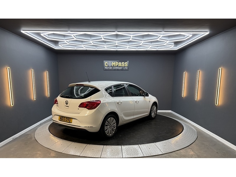 Used Vauxhall Astra 2013 for sale - 77153946: Photo 11