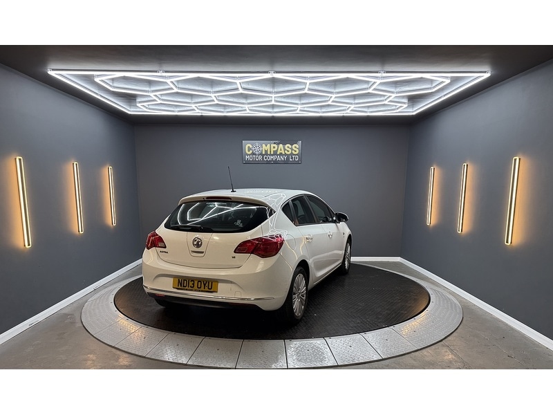 Used Vauxhall Astra 2013 for sale - 77153946: Photo 13