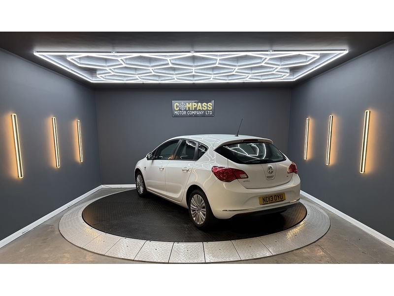 Used Vauxhall Astra 2013 for sale - 77153946: Photo 17