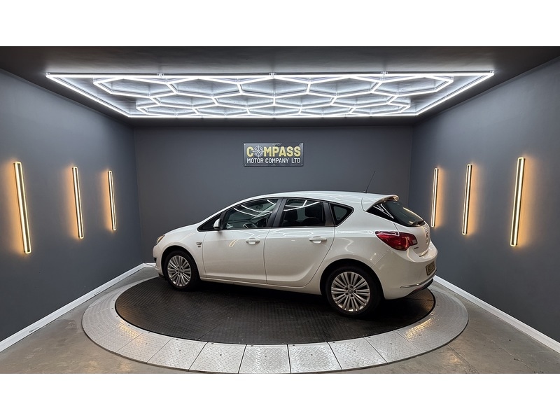 Used Vauxhall Astra 2013 for sale - 77153946: Photo 19