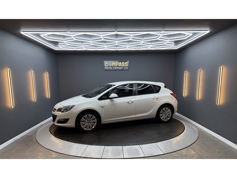 Used Vauxhall Astra 2013 for sale - 77153946: Photo 24