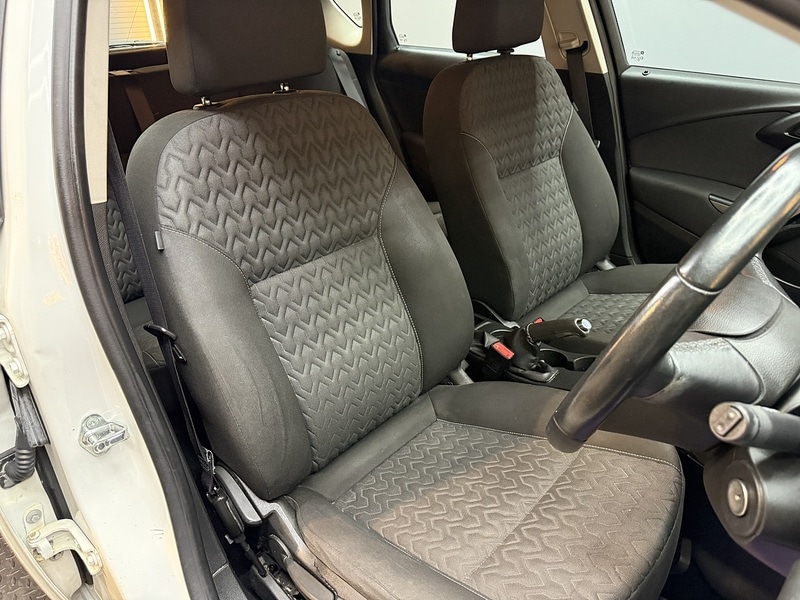 Used Vauxhall Astra 2013 for sale - 77153946: Photo 34