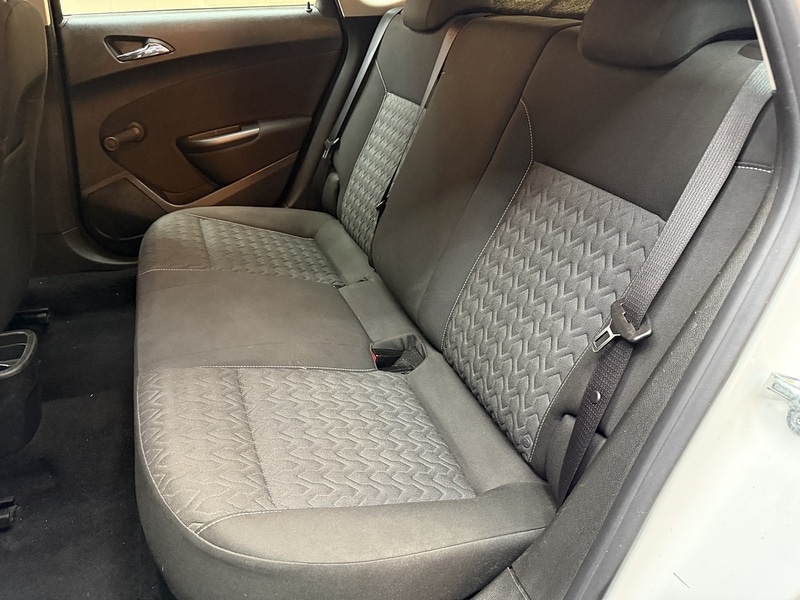 Used Vauxhall Astra 2013 for sale - 77153946: Photo 42