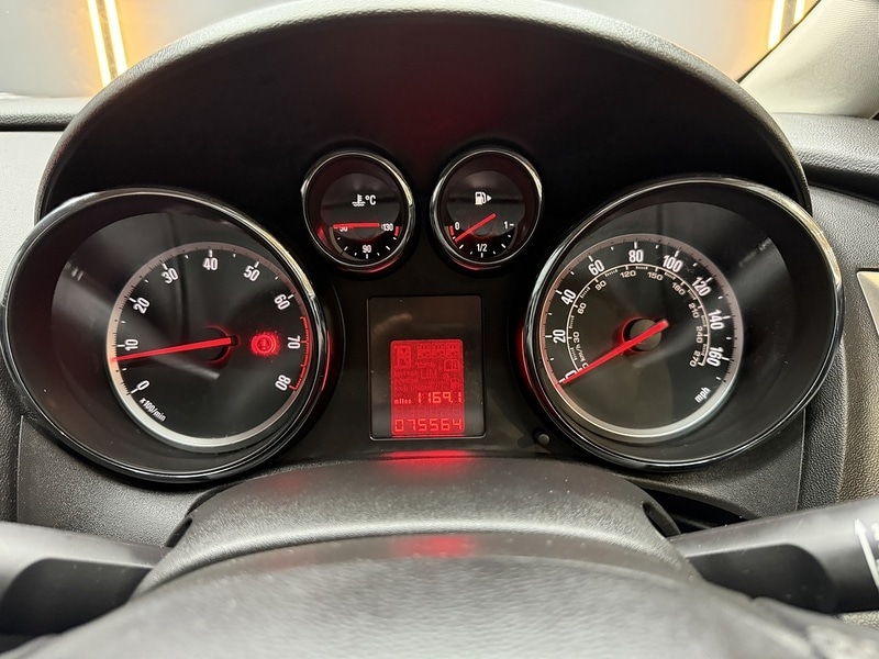 Used Vauxhall Astra 2013 for sale - 77153946: Photo 47