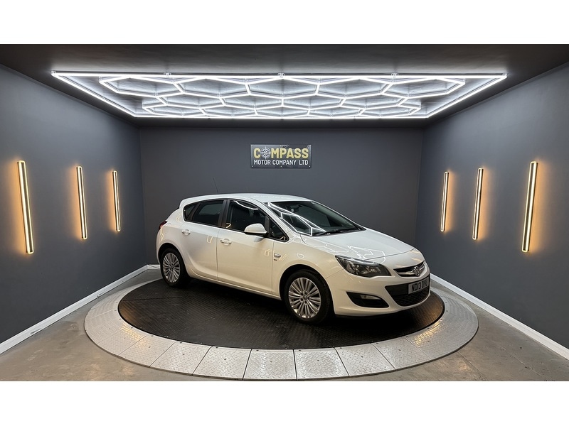 Used Vauxhall Astra 2013 for sale - 77153946: Photo 5