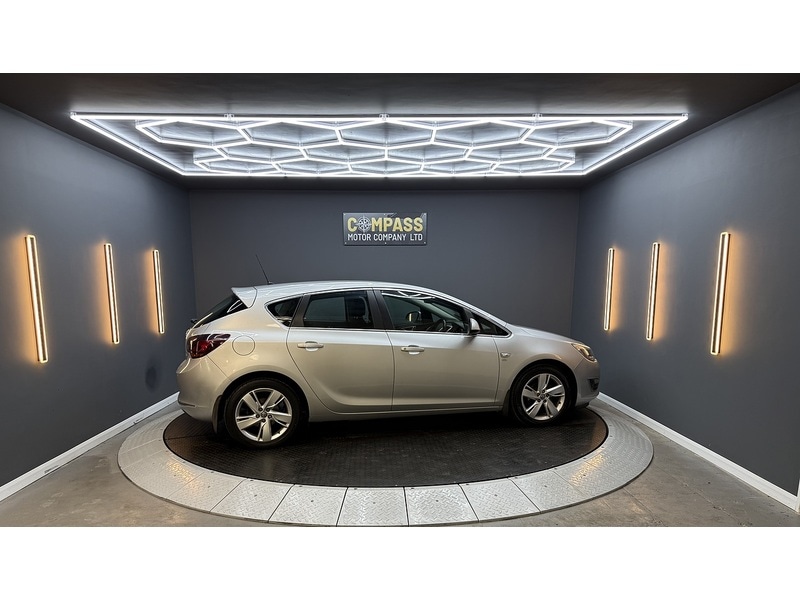 Used Vauxhall Astra 2012 for sale - 77227946: Photo 10