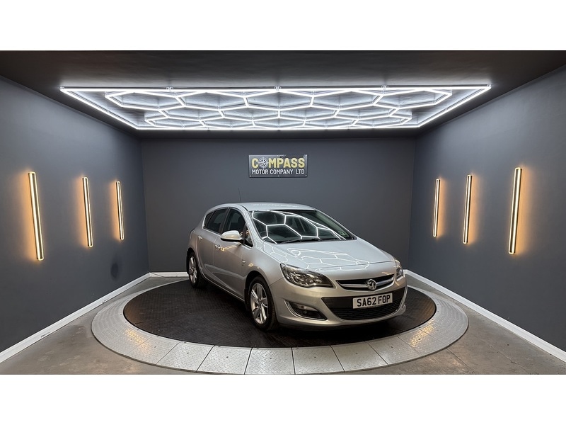 Used Vauxhall Astra 2012 for sale - 77227946: Photo 3