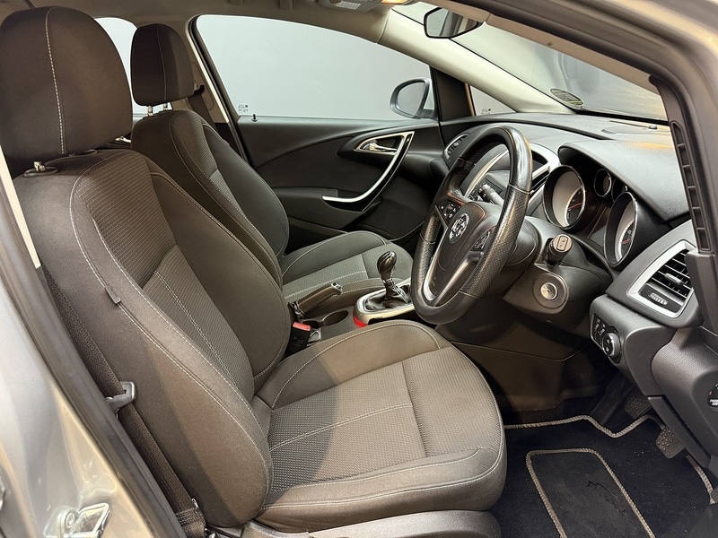 Used Vauxhall Astra 2012 for sale - 77227946: Photo 33