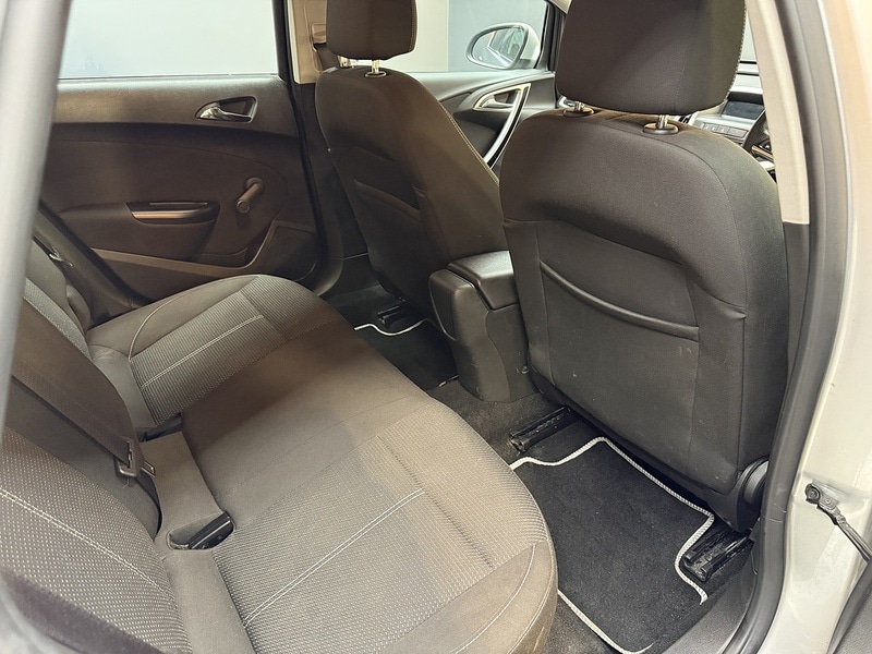 Used Vauxhall Astra 2012 for sale - 77227946: Photo 35