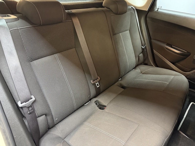 Used Vauxhall Astra 2012 for sale - 77227946: Photo 38