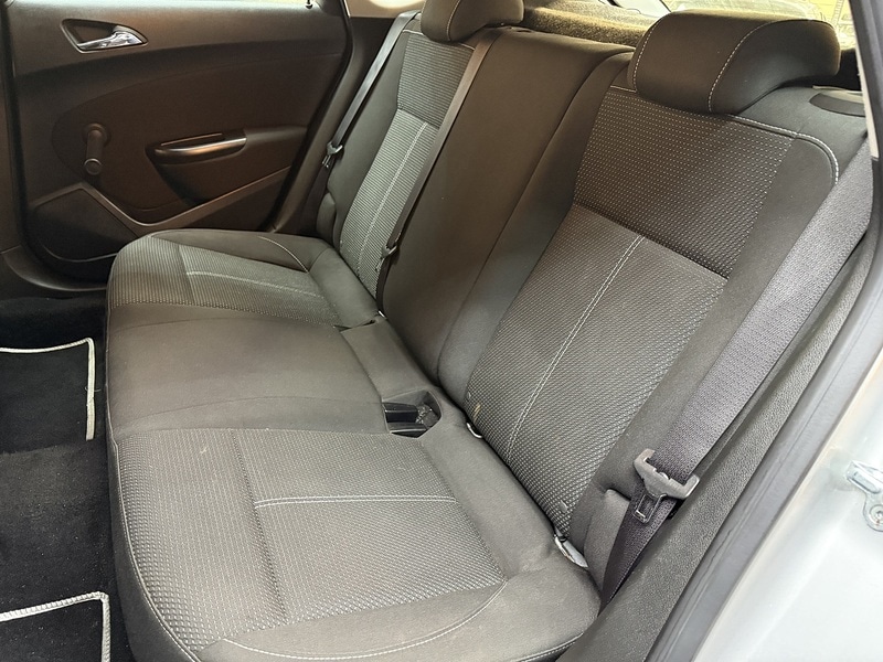 Used Vauxhall Astra 2012 for sale - 77227946: Photo 42