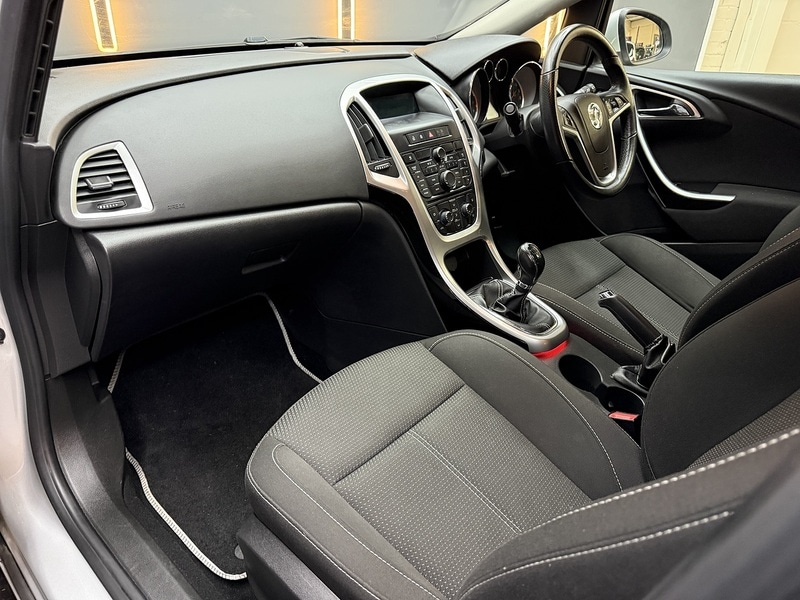 Used Vauxhall Astra 2012 for sale - 77227946: Photo 43