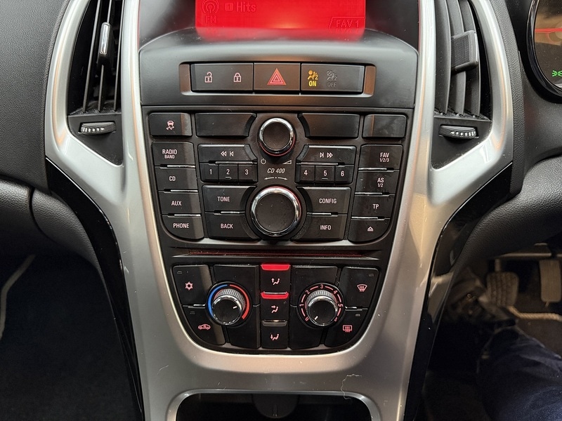 Used Vauxhall Astra 2012 for sale - 77227946: Photo 50