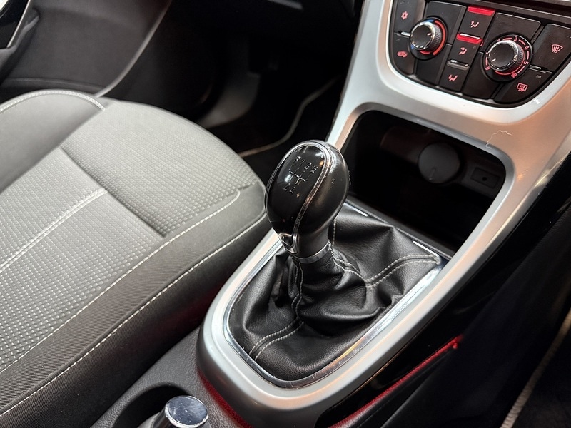 Used Vauxhall Astra 2012 for sale - 77227946: Photo 52