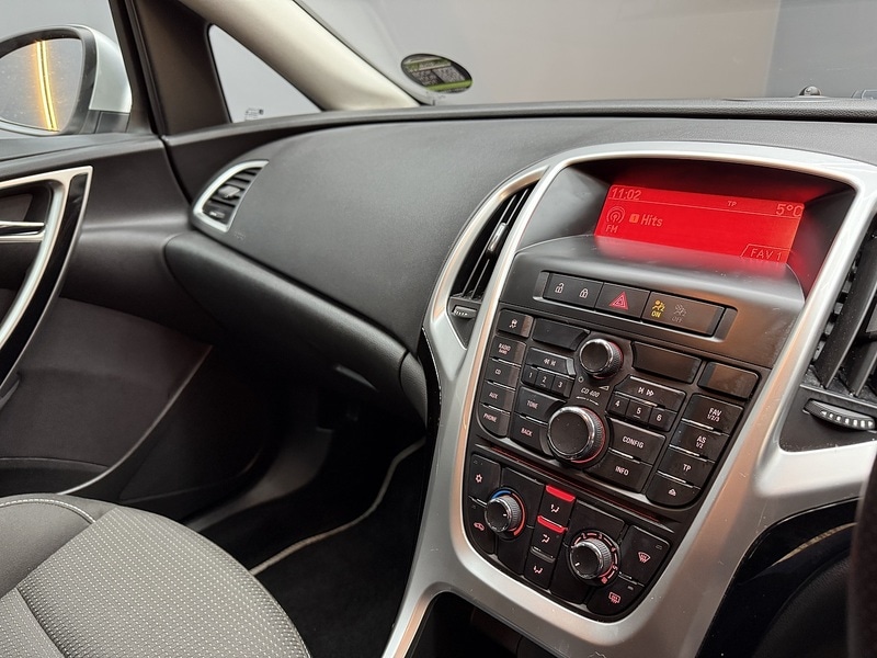 Used Vauxhall Astra 2012 for sale - 77227946: Photo 53