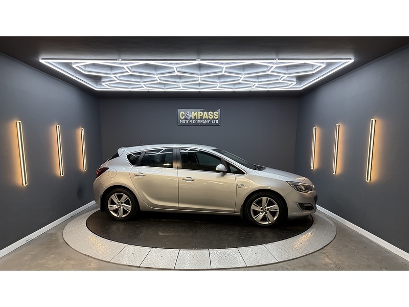 Used Vauxhall Astra 2012 for sale - 77227946: Photo 8